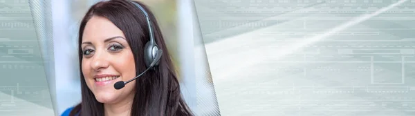 Lachende Mooie Vrouw Met Een Headset Panoramisch Banner — Stockfoto