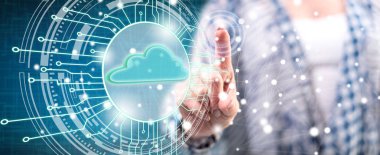 Onun parmak dokunmatik ekranlı cep bilgisayarlarda sistem kavramı bulut dokunmadan kadın