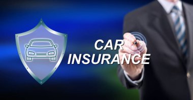 Adam araba sigorta kavramı bir dokunmatik ekran üzerinde bir stylus kalem ile dokunmak