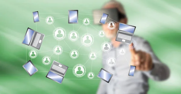 Man touching a social network connection concept — Stock Photo, Image