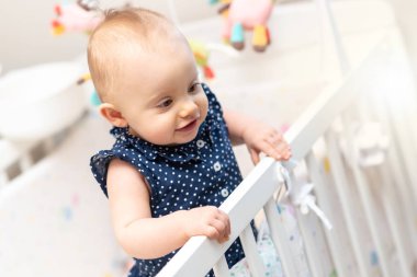 Sevimli bir kızın portresi.