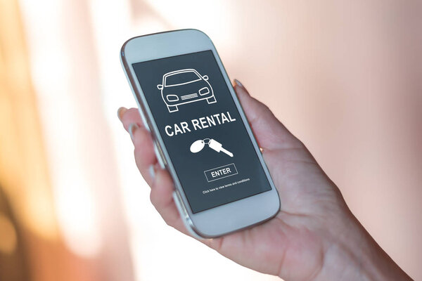 Концепция аренды автомобиля на смартфоне
