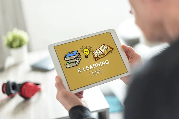 E-learning concept on a tablet — Stock Photo, Image