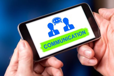 İletişim kavramı bir smartphone cep telefonu ile
