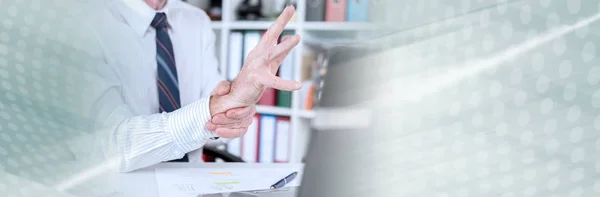 Businessman suffering from wrist pain. panoramic banner — Stock Photo, Image