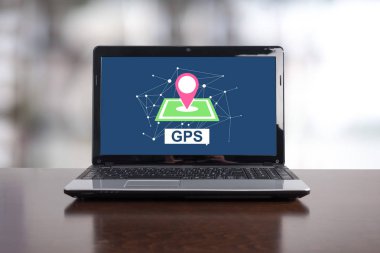 Dizüstü bilgisayarda GPS konsepti