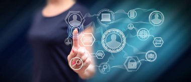 Bir sosyal ağ kavramı dokunmadan kadın