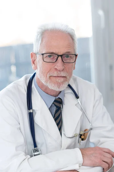 Portrait of male senior doctor — Stock Photo, Image