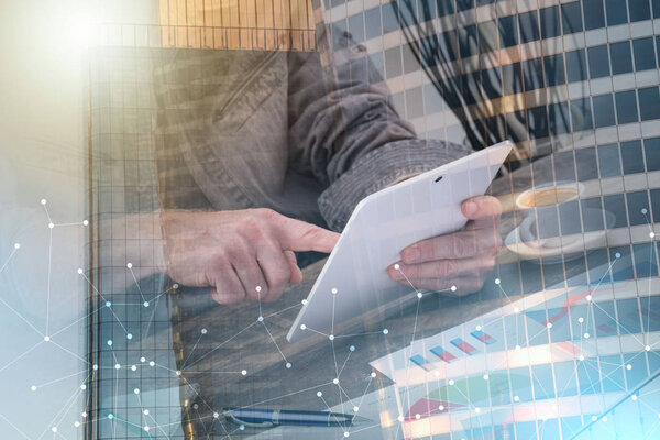 Использование цифрового планшета; множественное воздействие
