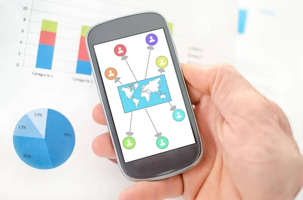 スマート フォンのグローバル接続の概念 — ストック写真