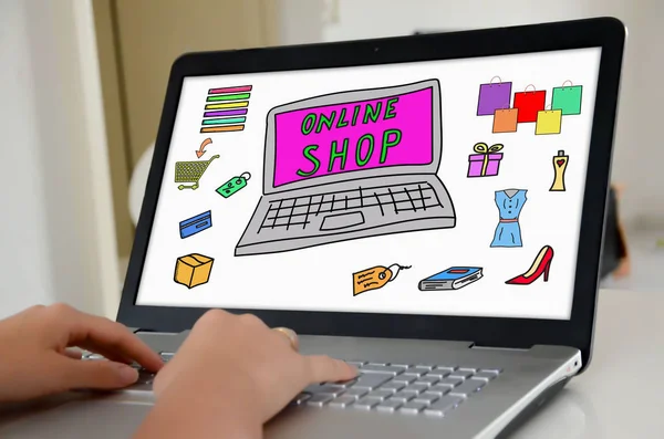 Concetto di negozio online su uno schermo portatile — Foto Stock