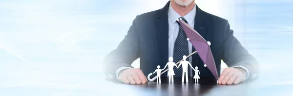 Concept of family coverage; panoramic banner — Stock Photo, Image