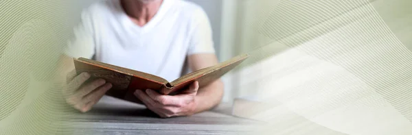 Lesekonzept; Panorama-Banner — Stockfoto