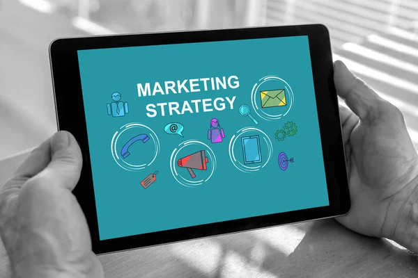 Pojęcie strategii marketingu na tablecie — Zdjęcie stockowe