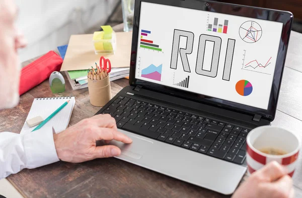 ROI-konceptet på en laptop skärm — Stockfoto