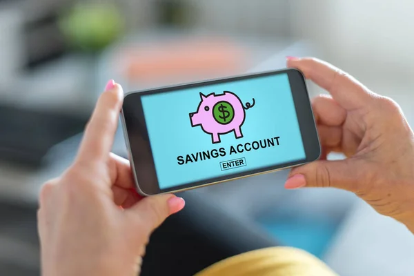 Concetto di account di risparmio su uno smartphone — Foto Stock