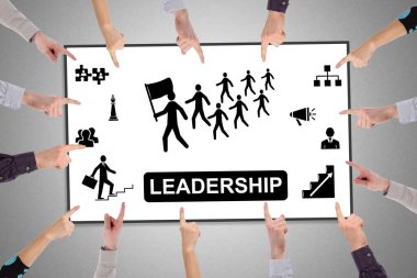 Eller liderlik kavramına işaret ediyor