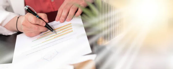 Businesswoman Analysing Marketing Data Multiple Exposure — Stock Photo, Image