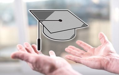 Mezuniyet kavramı bir erkeğin ellerinden üstündür.