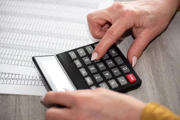 Female Hands Using Calculator Concept Finance Economy — Stock Photo, Image