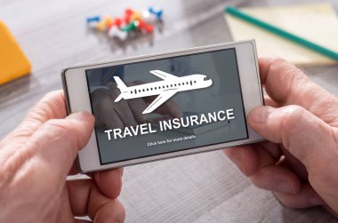 Cep telefonunda seyahat sigortası kavramı