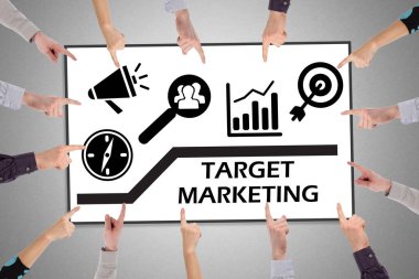 Eller hedef pazarlama kavramına işaret ediyor