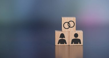 Tahta küplerde aşk kavramı