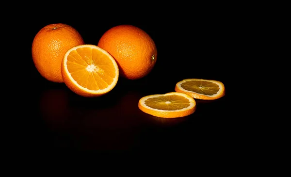 Oranges Sur Fond Noir — Photo