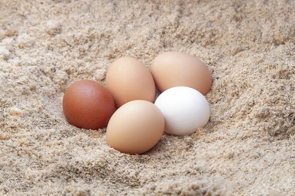 Los Huevos Pollo Anidan Fondo Rústico Fondo Natural Alimento Saludable — Foto de Stock