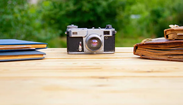 Old Photo Albums Old Camera Light Wooden Table Summer Garden — Stock Photo, Image