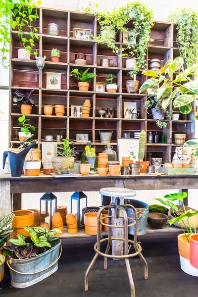 Working space and shelf with garden tools. — Stock Photo, Image