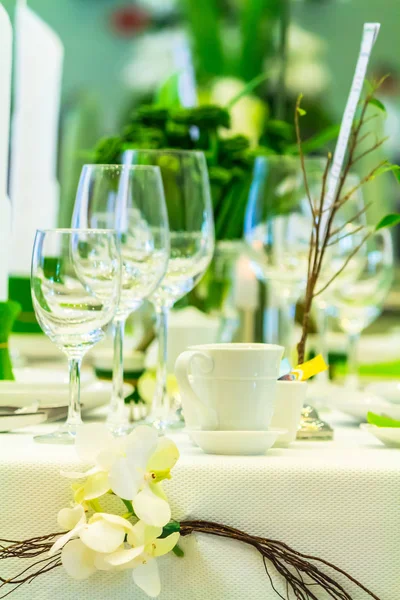 럭셔리 웨딩 파티 디너 테이블 세팅 컨셉. — 스톡 사진