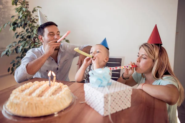 Menino Apaga Velas Bolo Aniversário Festa — Fotografia de Stock