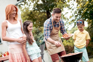 Bahçe Barbekü zamanında