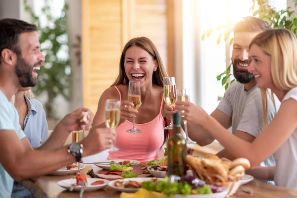 Friends Meeting Group Happy People Have Friendly Conversation Say Cheers — Stock Photo, Image