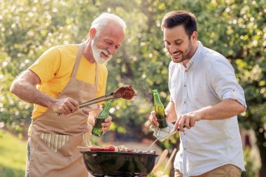 Barbecue.Leisure, gıda, Aile ve tatil kavramı.