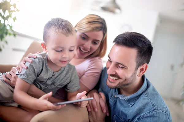 Family Enjoying Together Tablet Home — Stock Photo, Image