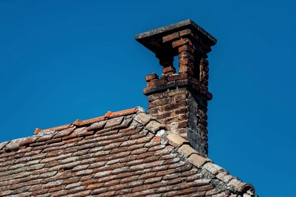 タイル屋根テクスチャの背景 — ストック写真