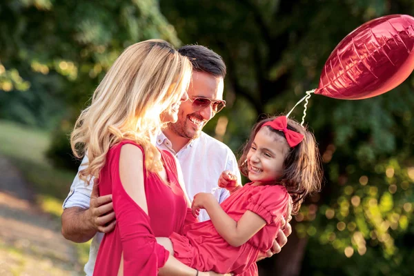 Happy Young Family Spending Time Outdoor Summer Day — Stock Photo, Image