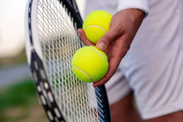 Ferme Homme Tenant Raquette Balles Tennis — Photo
