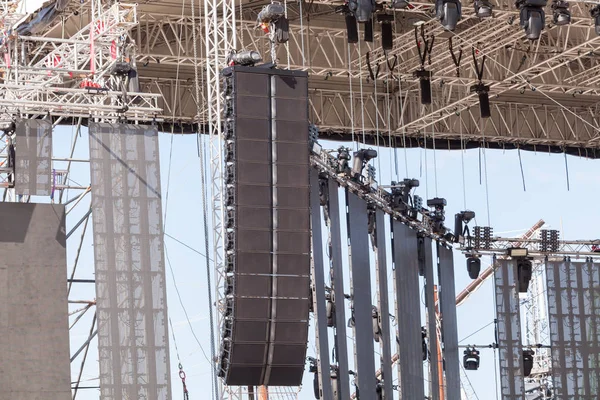 Instelling Van Fase Geluidsapparatuur Krachtige Stadium Concert Industriële Audiosprekers — Stockfoto