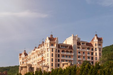 Elenite, Bulgaristan - 19 Nisan 2016: Royal Castle Hotel, 5 yıldızlı üstün lüks otel Elenite Bourgas, Bulgaristan yakınındaki'kara deniz kıyısında. Victoria Grup