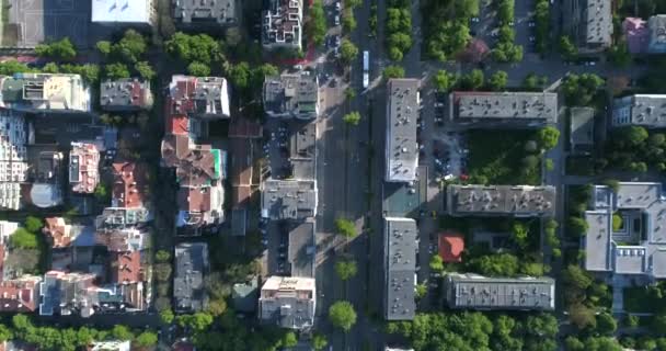 Flygfoto Ovanifrån Över Gatutrafiken Stadens Centrum Stadslandskap Video Varna Bulgarien — Stockvideo