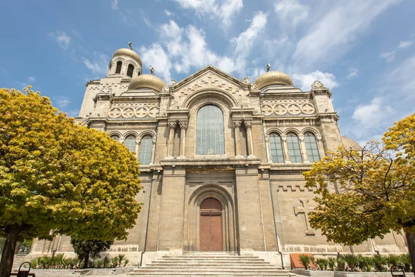 Cathédrale Assomption Varna Bulgarie Eglise Style Byzantin Avec Dômes Dorés — Photo