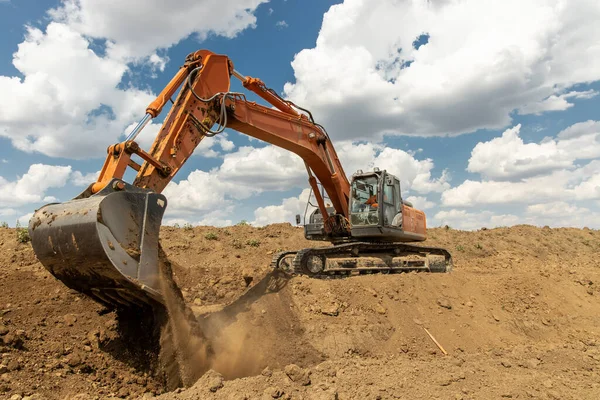 Large Industrial Excavator Work Construction Site Cloudy Sky — Stock Photo, Image
