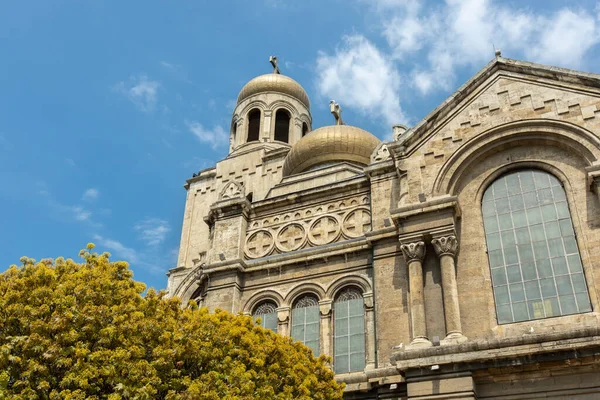Kathedraal Van Hemelvaart Varna Bulgarije Byzantijnse Stijl Kerk Met Gouden — Stockfoto