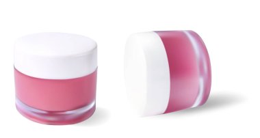 Pembe içerikli gerçekçi şeffaf kavanoz. Beyaz kapaklı küçük bir şişe beyaz arka planda izole bir şekilde duruyor. Kozmetik için konteyner