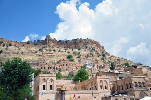 Starożytne Kamienne Domy Centrum Miasta Mardin Powyżej Jest Średniowieczna Twierdza — Zdjęcie stockowe