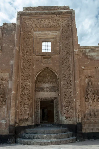 Bayazit kalesinden Doğu Anadolu Vadisi'nin görünümü.