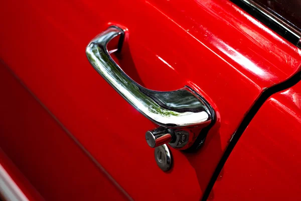 Vintage Chromed Handle Red Car Lock Vehicle Driver Door Photo — Stock Photo, Image